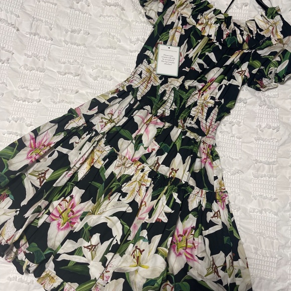 DOLCE & GABBANA Ruffled Lily-Print Poplin Bardot Dress - Picture 6 of 7